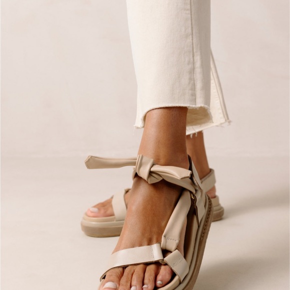 ALOHAS tied together sandal woman’s EU 41 - Picture 9 of 12